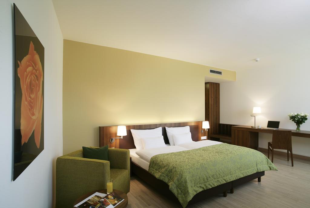 Hotel Die Zeit Sankt Veit an der Glan Dış mekan fotoğraf