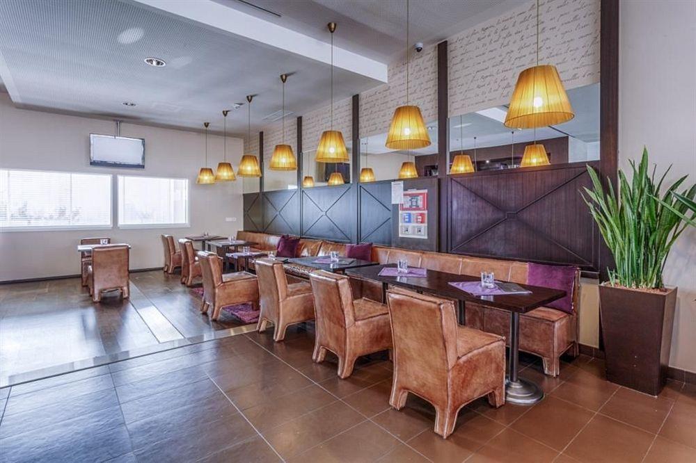 Hotel Die Zeit Sankt Veit an der Glan Dış mekan fotoğraf